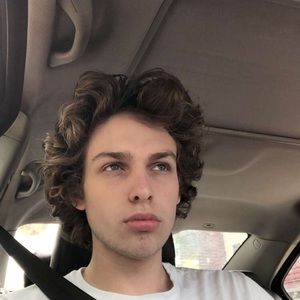 Meet your Posher, Noah